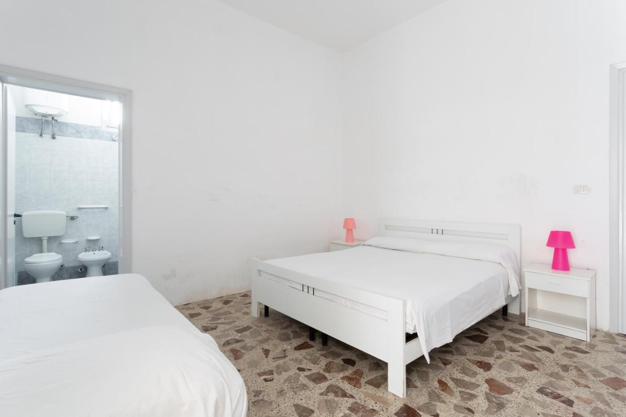 Appartamento Fronte Mare E Spiaggia Torre Mozza Exterior foto